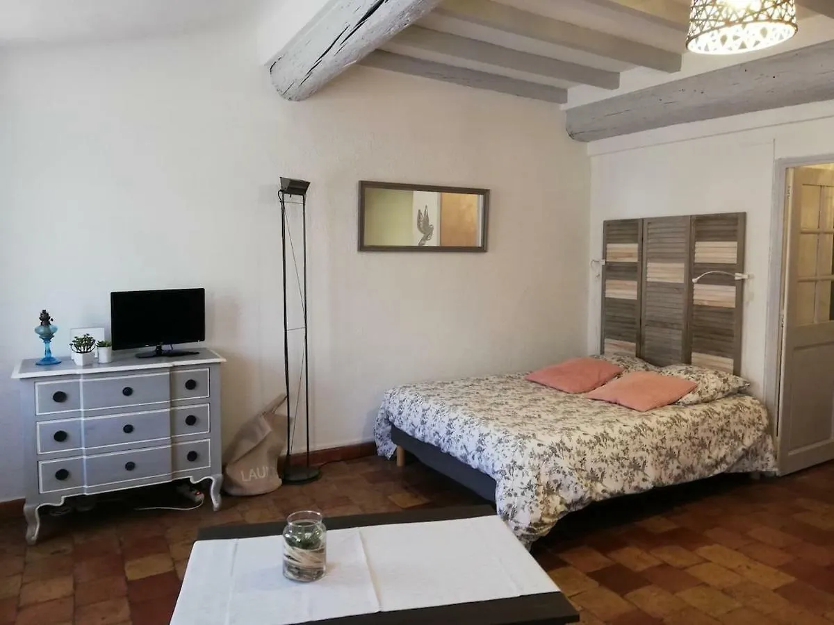 Studio Ensoleille, Typique Centre Historique, Wifi Aix-en-Provence Apartament